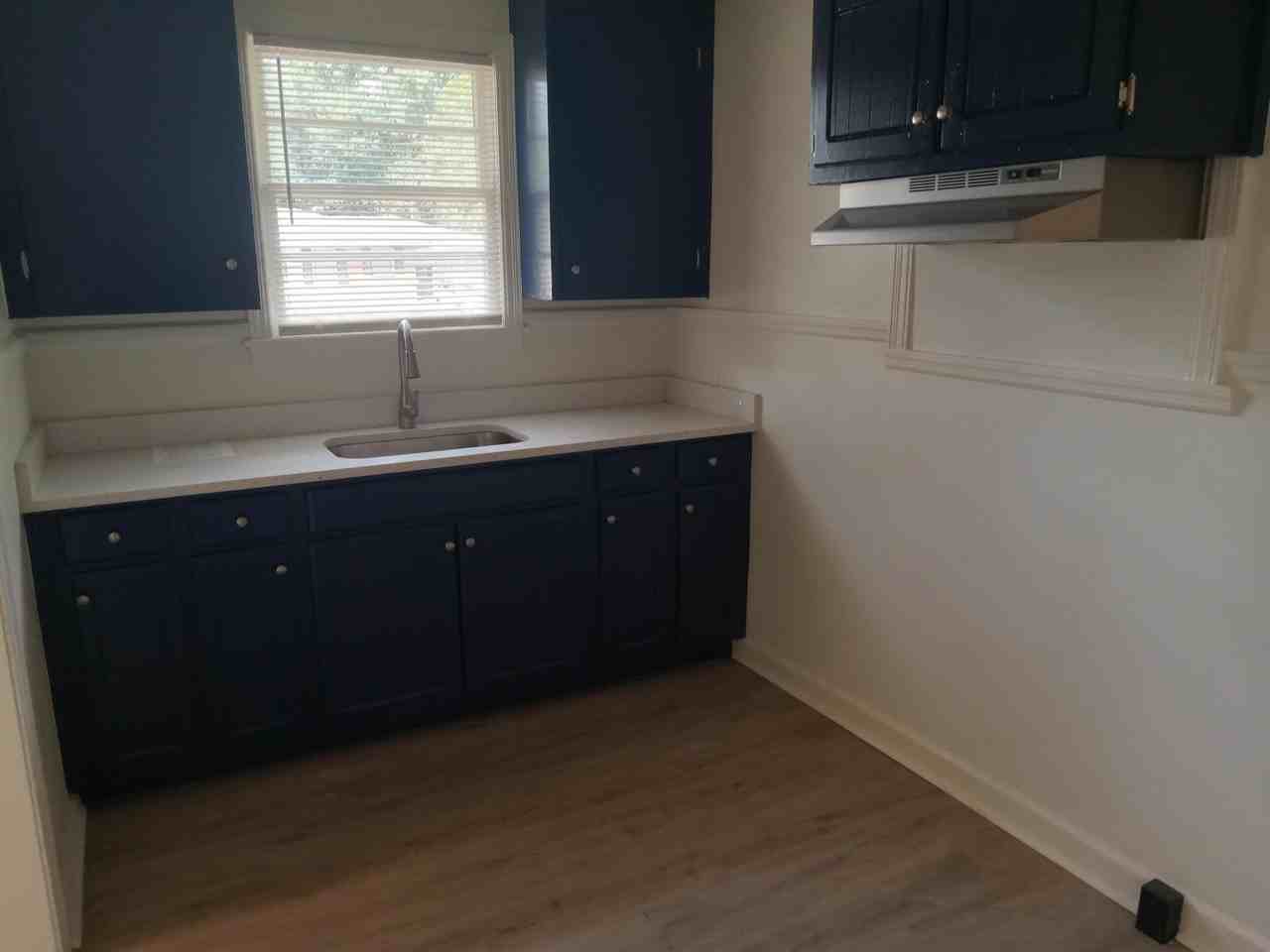 2836 Knox St - Photo 4 of 12
