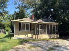 featured image of 953 Henry Ave