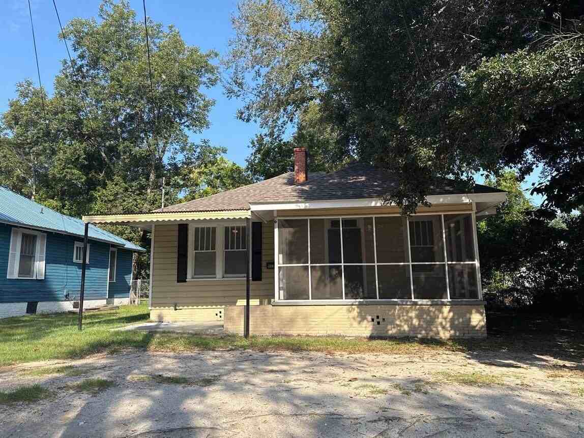 953 Henry Ave - Photo 2 of 15
