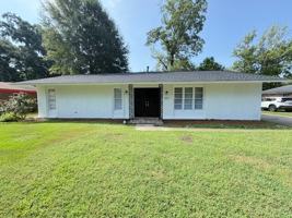 featured image of 857 Queensbury Dr