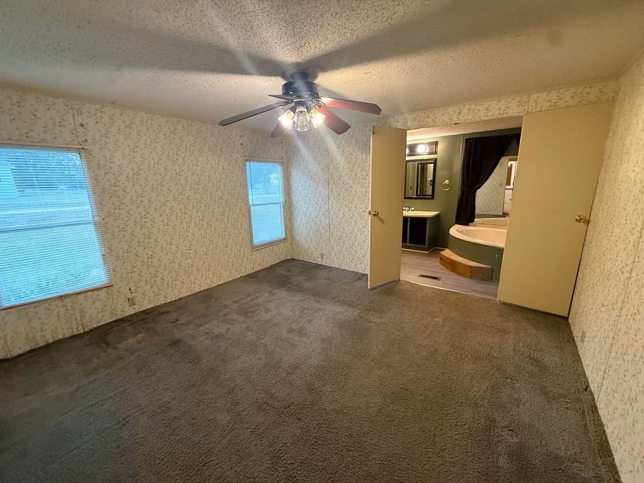 Youngsville Mhp Llc
Bear Dr - Photo 6 of 11