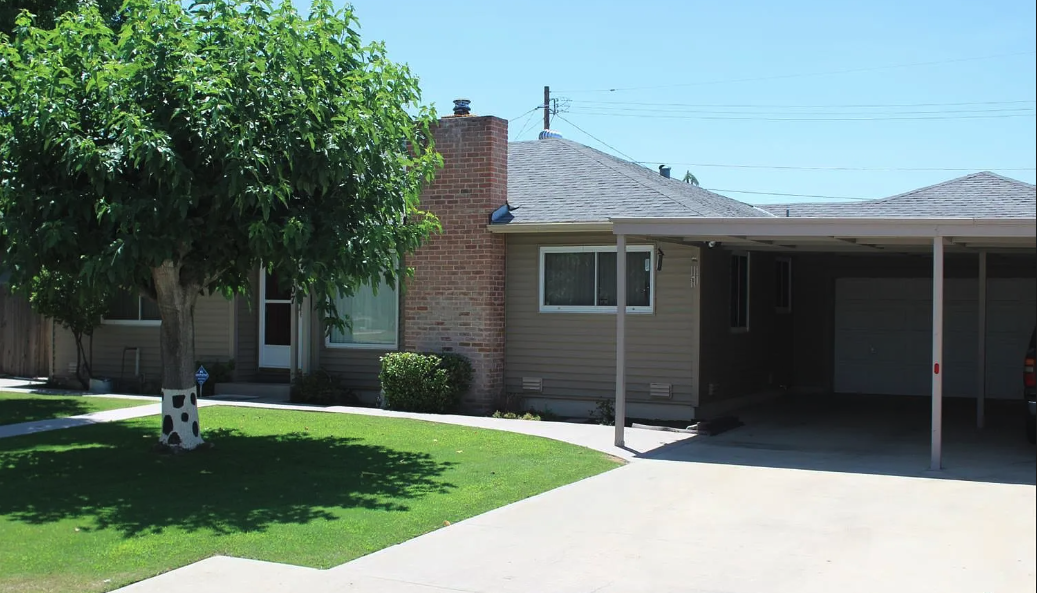 2107 Rose Marie Dr - Photo 4 of 36