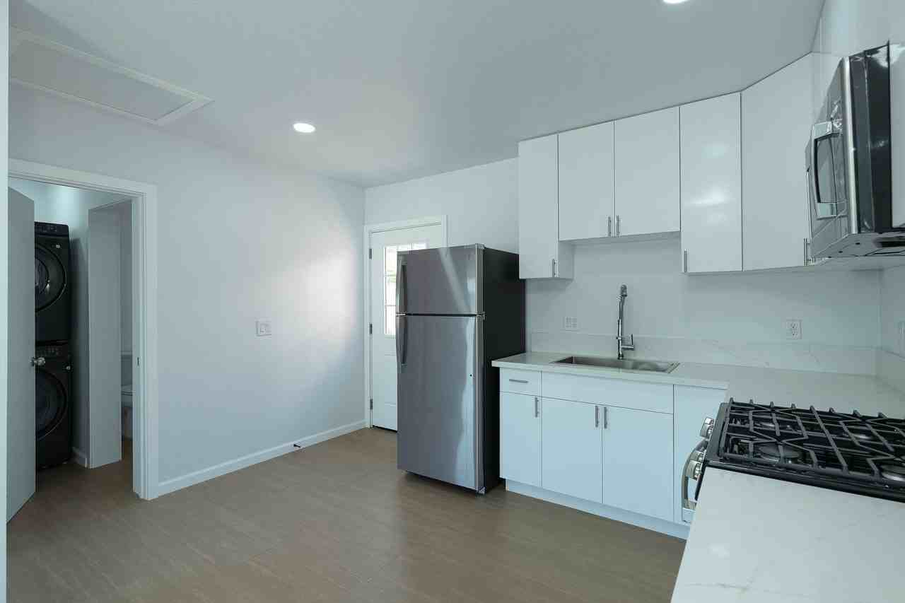 3630 S F St #2 - Photo 3 of 17