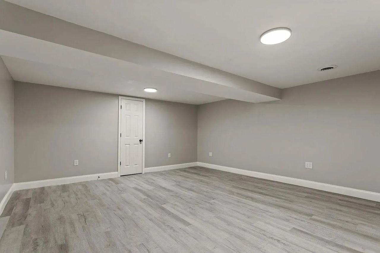 13 Cardinal Dr - Photo 4 of 41
