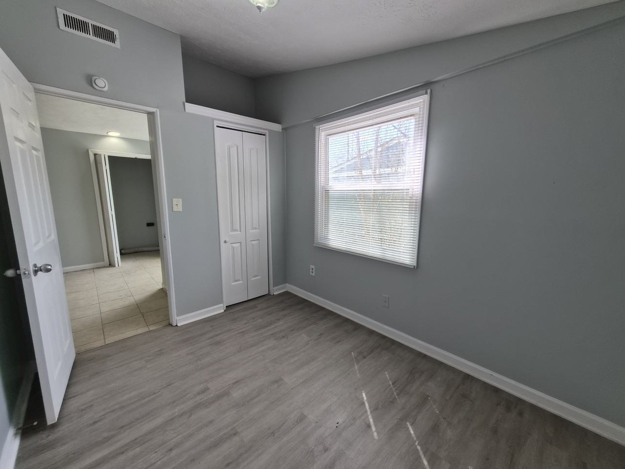 4709 Ribble Rd - Photo 5 of 16