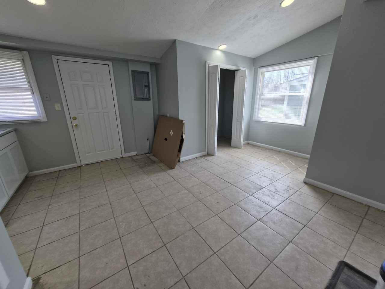 4709 Ribble Rd - Photo 7 of 16