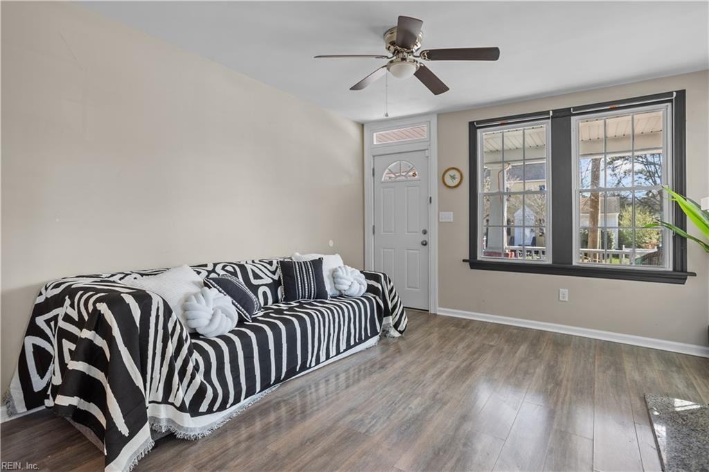 4314 King St - Photo 3 of 22