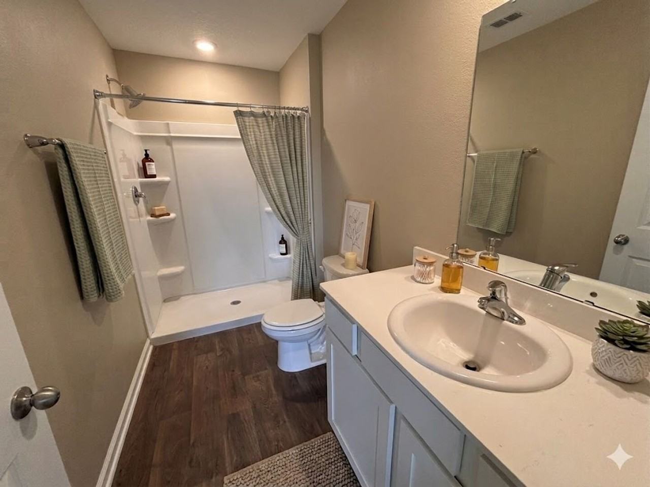 903 Rivertree Pl - Photo 6 of 25
