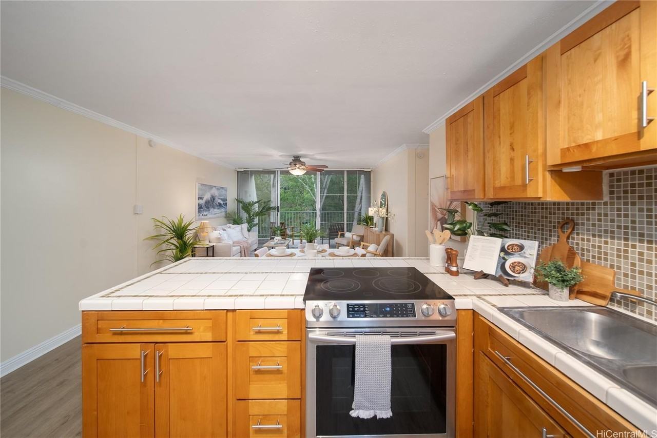 95-2039 Waikalani Pl #1 - Photo 7 of 17