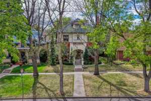 featured image of 777 N Williams St