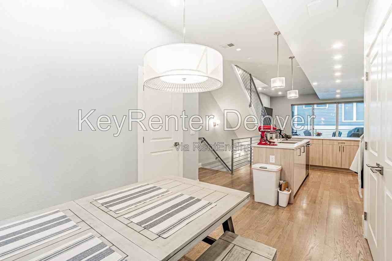 1279 Osceola St - Photo 7 of 42