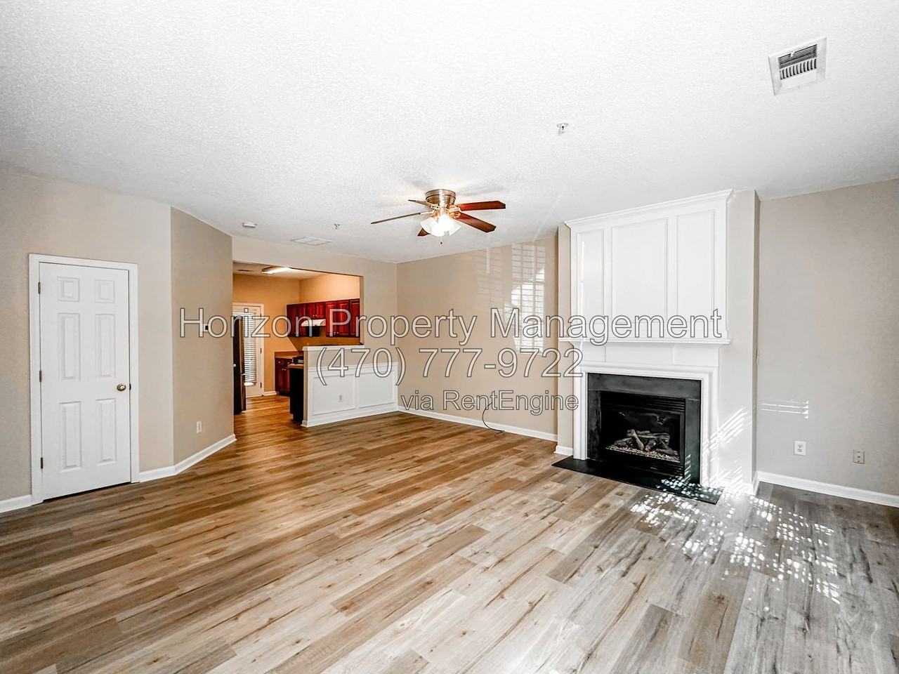 243 Riverstone Commons Cir - Photo 4 of 27