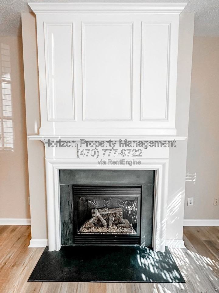 243 Riverstone Commons Cir - Photo 6 of 27