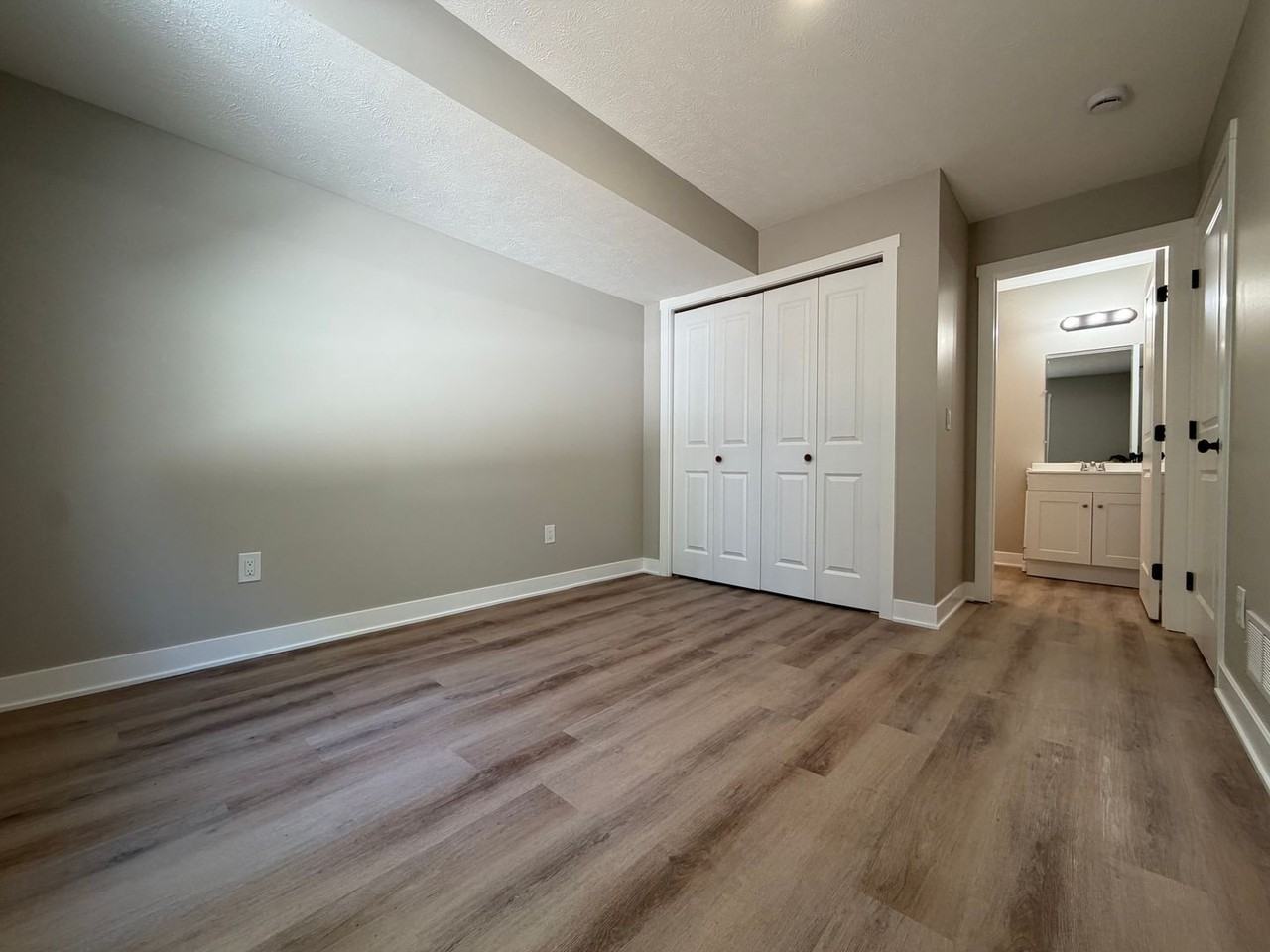 310 Allen Ave #1 - Photo 4 of 30