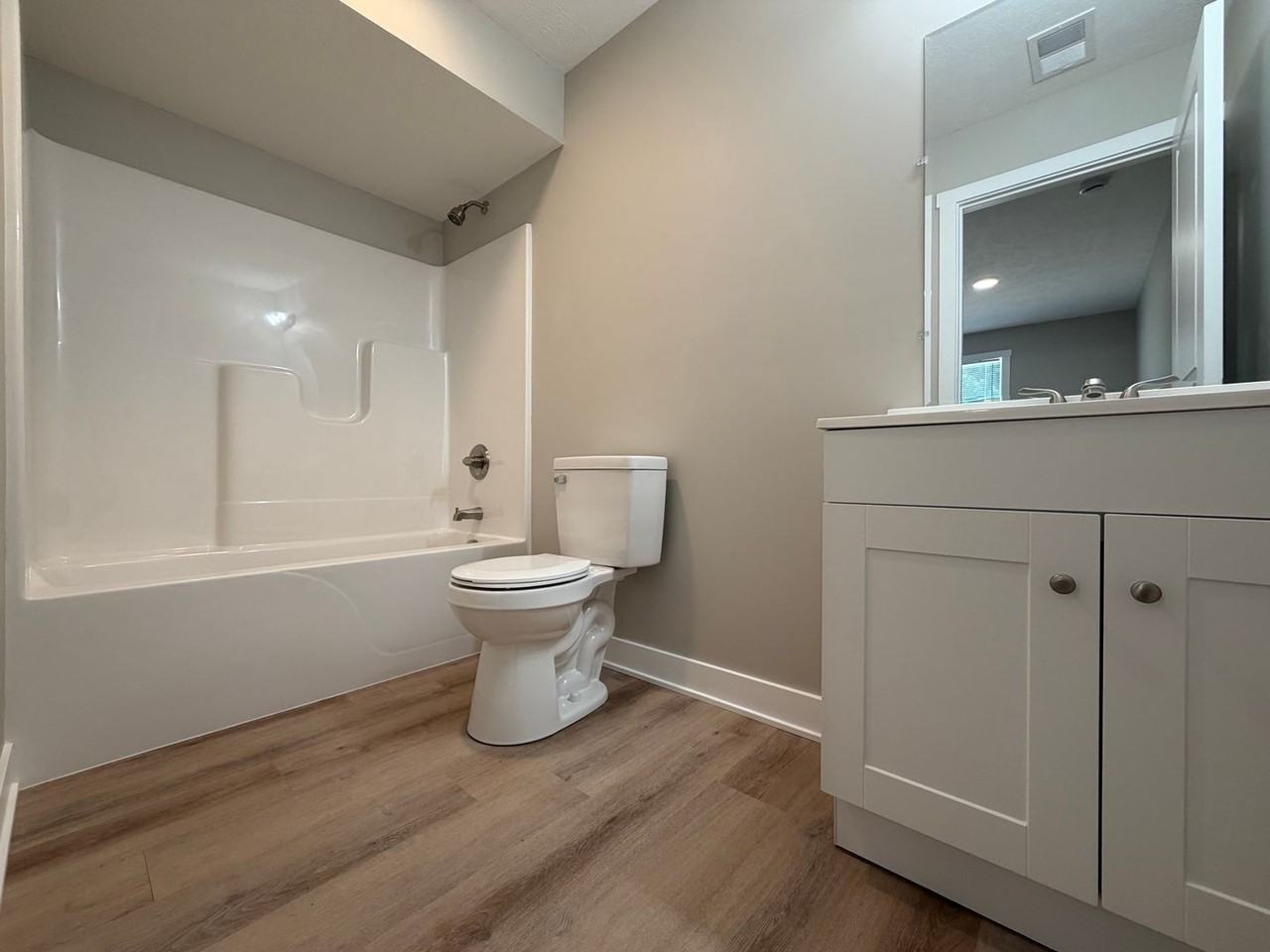 310 Allen Ave #1 - Photo 5 of 30