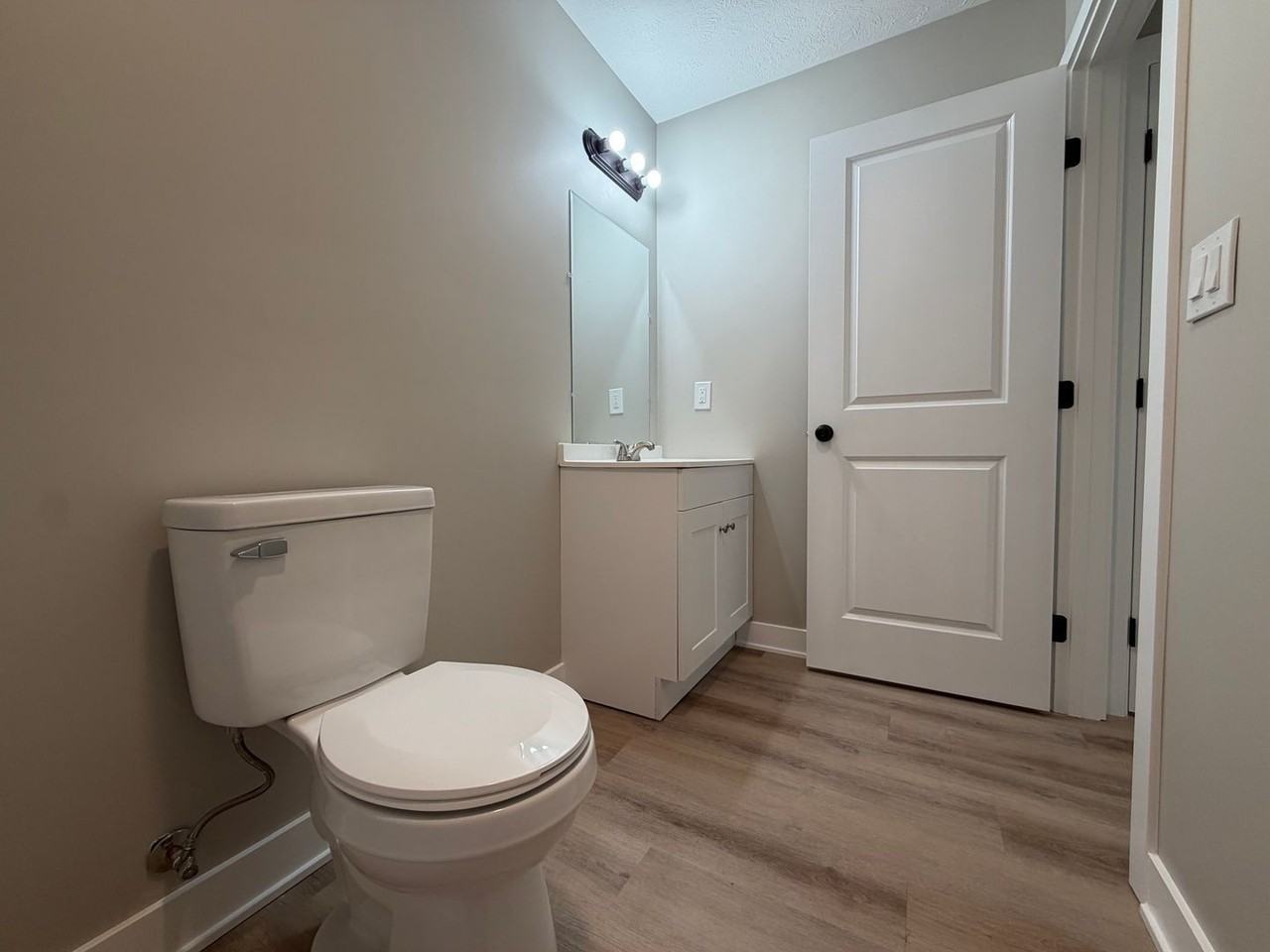 310 Allen Ave #1 - Photo 6 of 30