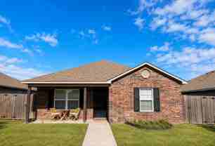 1324 S Morningside Dr - Photo 1 of 1