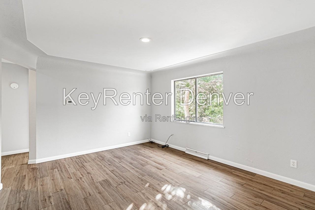 3688 Teller St - Photo 2 of 20