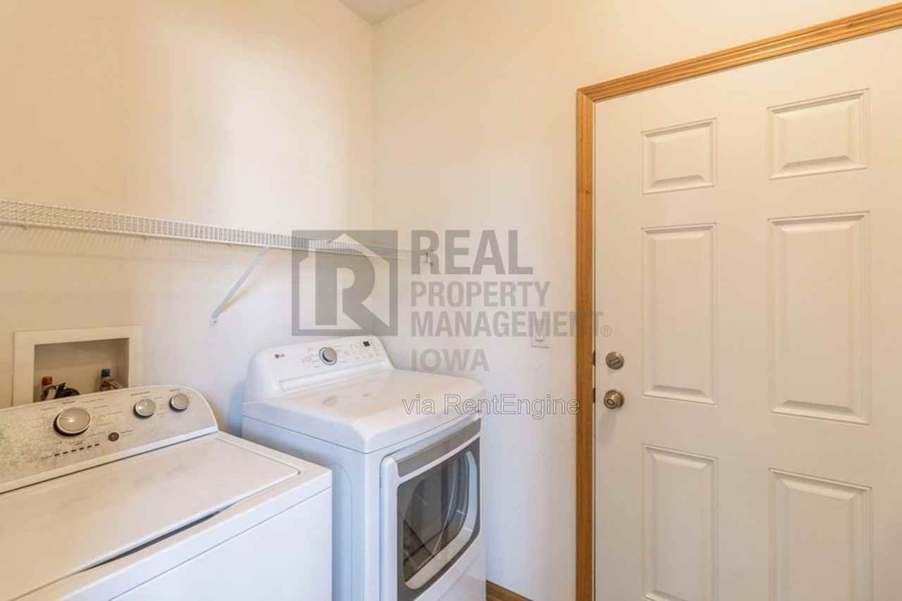 547 82nd St - Photo 5 of 16