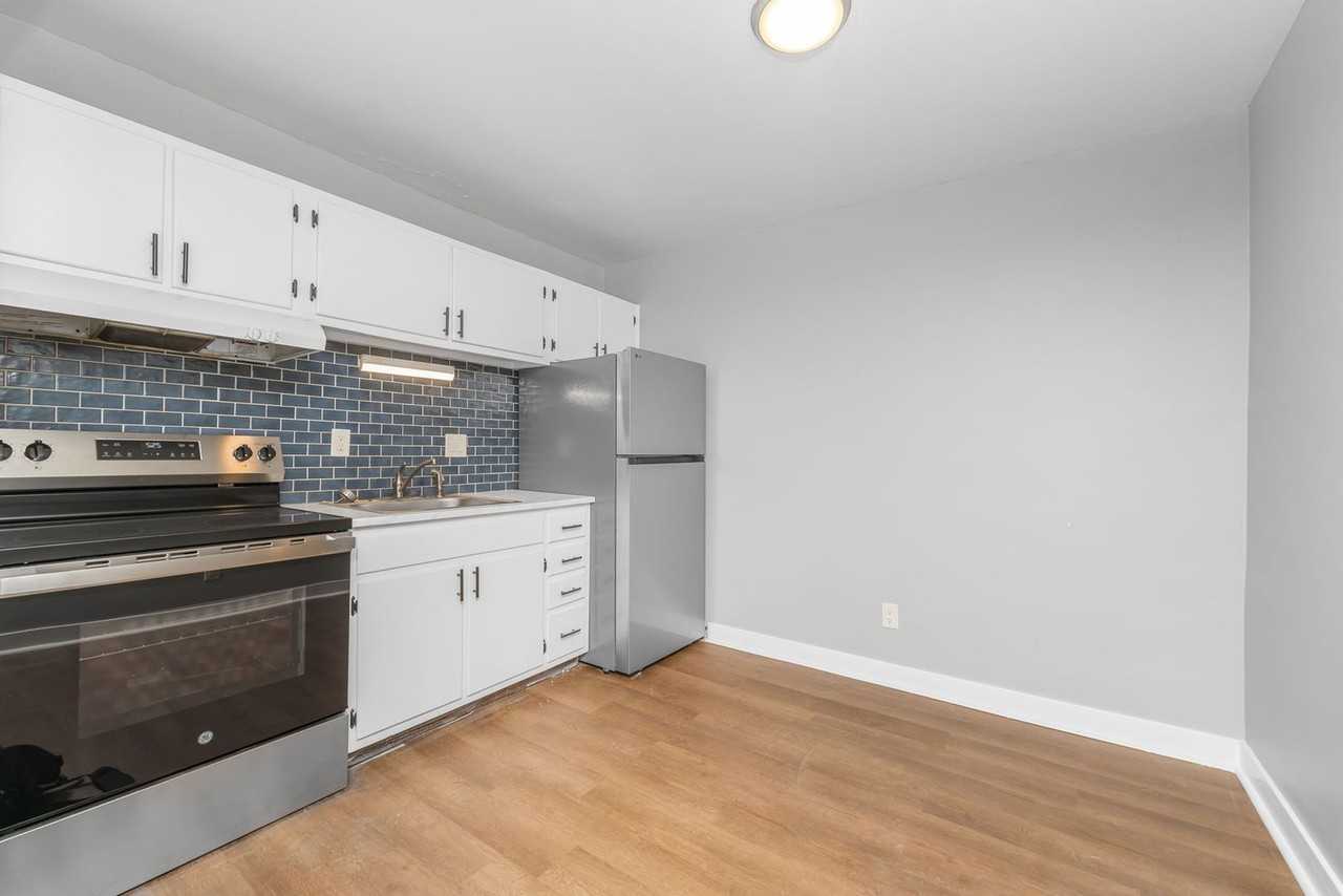 1832 Winton Ave #202 - Photo 3 of 14