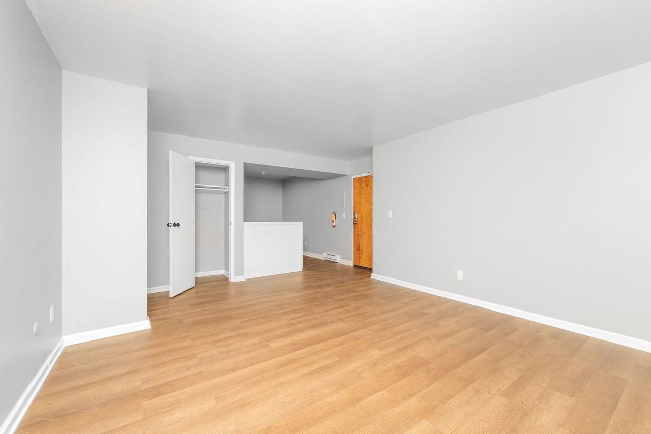 1832 Winton Ave #202 - Photo 4 of 14