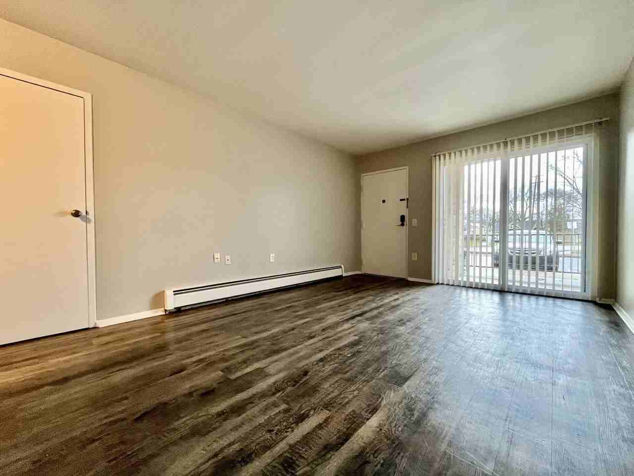 508 Woodridge St Ne #19 - Photo 4 of 11