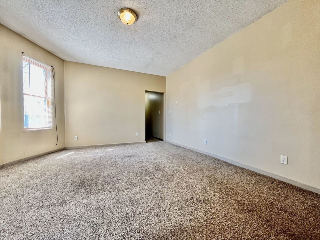 1133 3rd St #3 - Photo 5 of 12