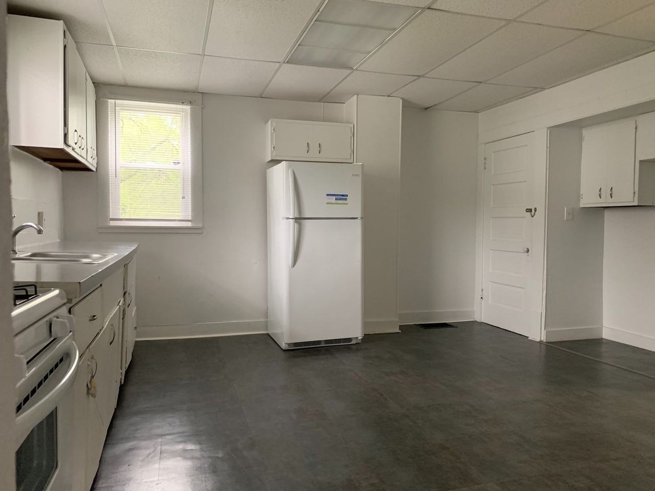 871 Wood St - Photo 7 of 20