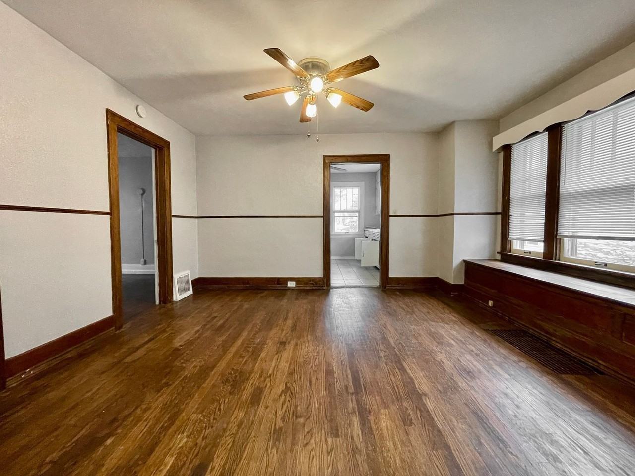 839 W Larch Ave #1 - Photo 5 of 18