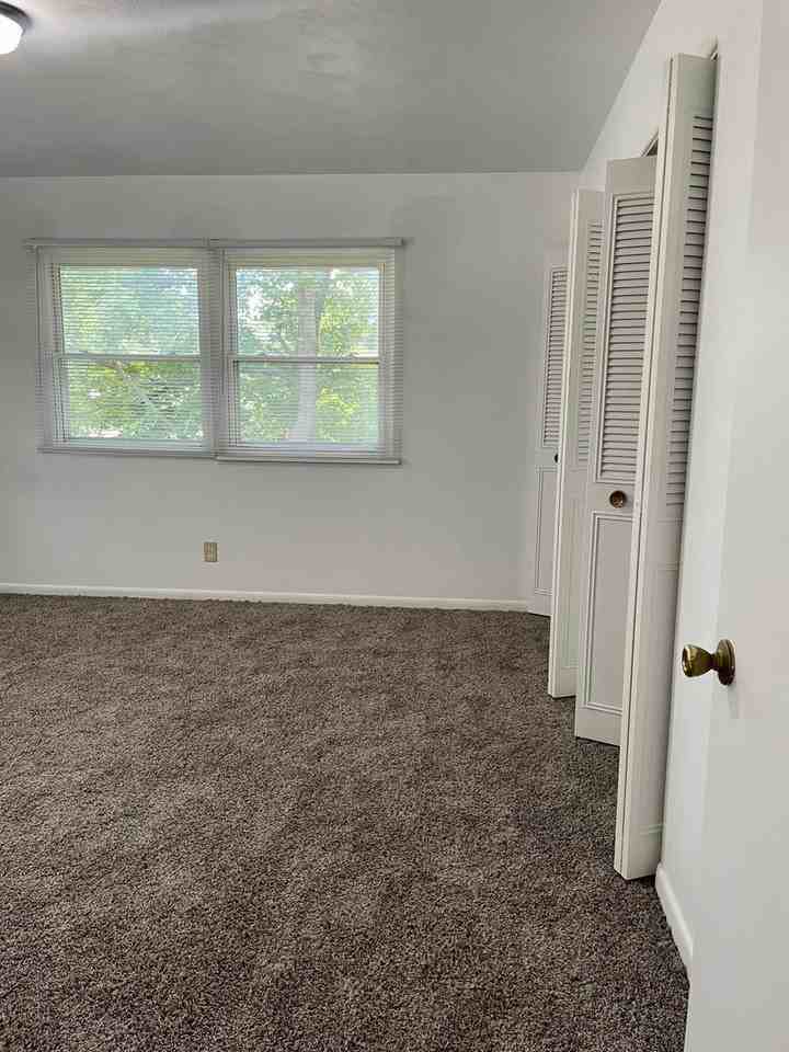 1924 Sunnyside Dr - Photo 6 of 14