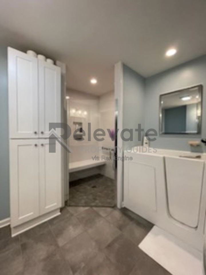 2301 Brookforest Rd - Photo 6 of 8