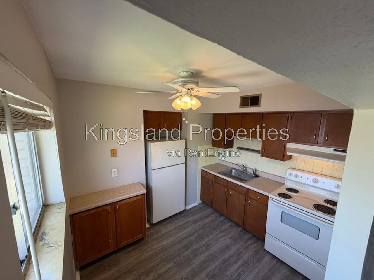 4996 Oleatha Ave #2C - Photo 3 of 13