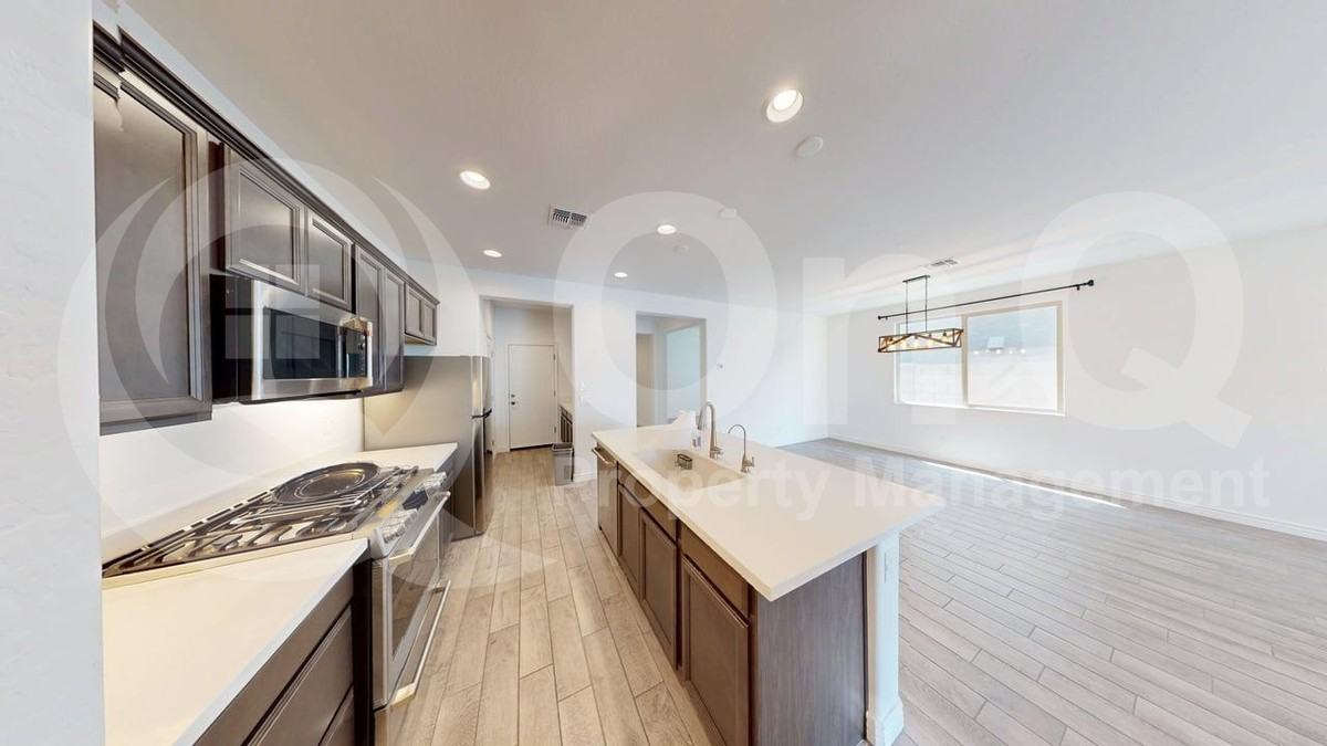 12846 W Lawrence Rd - Photo 6 of 28