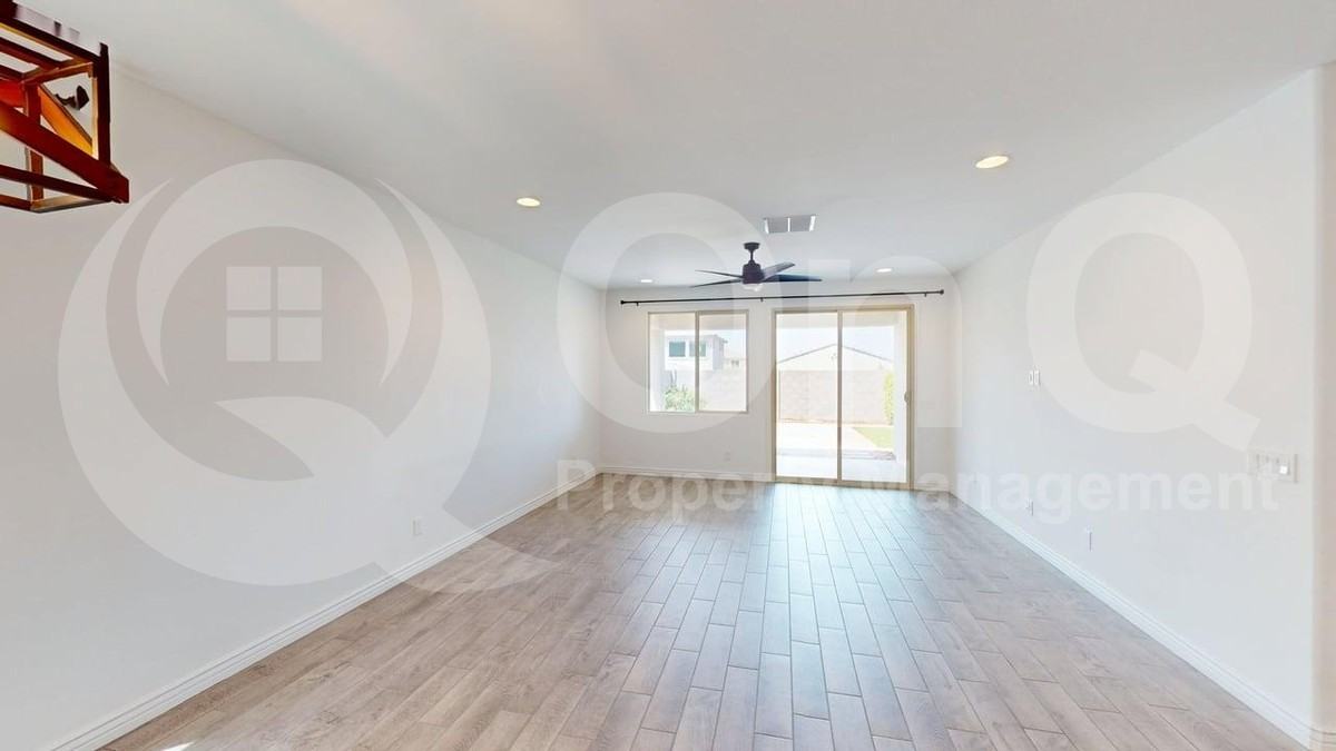 12846 W Lawrence Rd - Photo 7 of 28