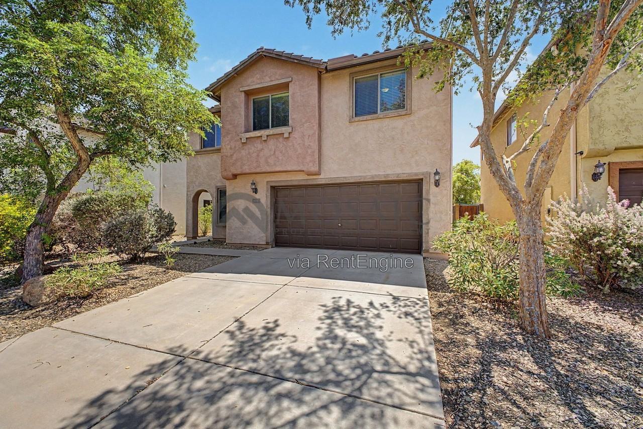 8047 W Georgetown Way - Photo 3 of 44