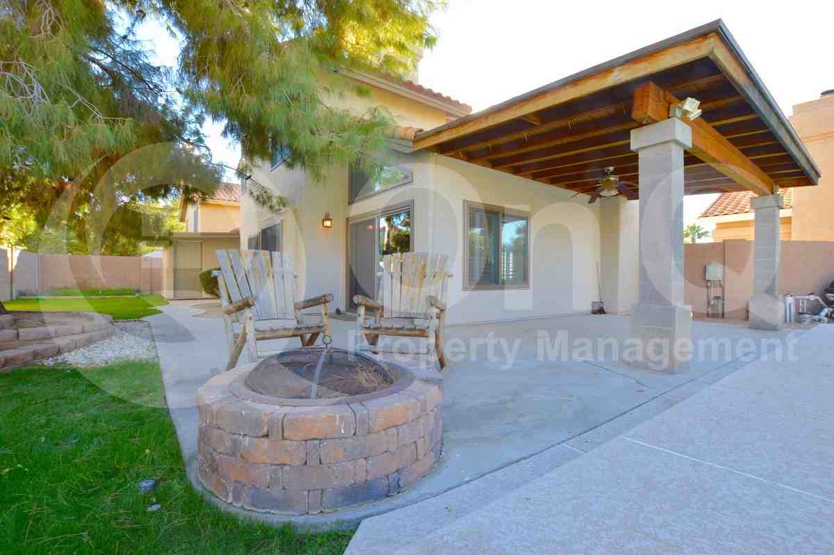 18445 N 45th St - Photo 3 of 22