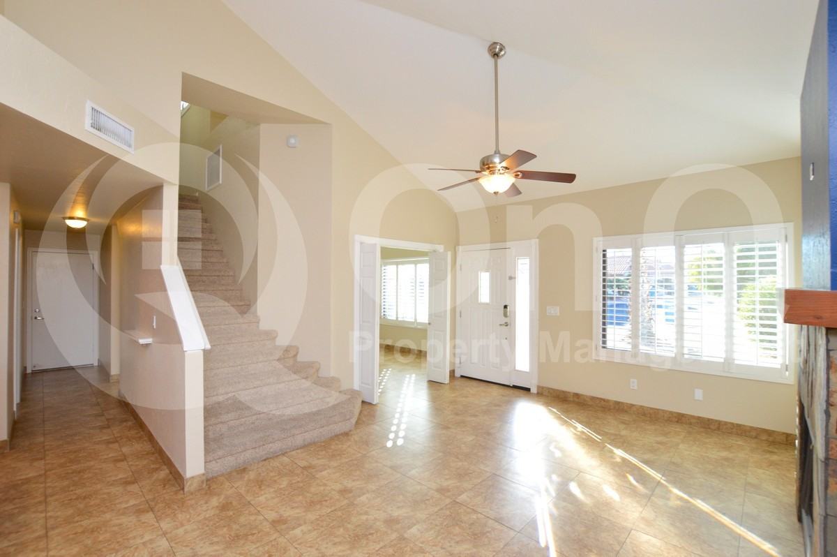 18445 N 45th St - Photo 7 of 22