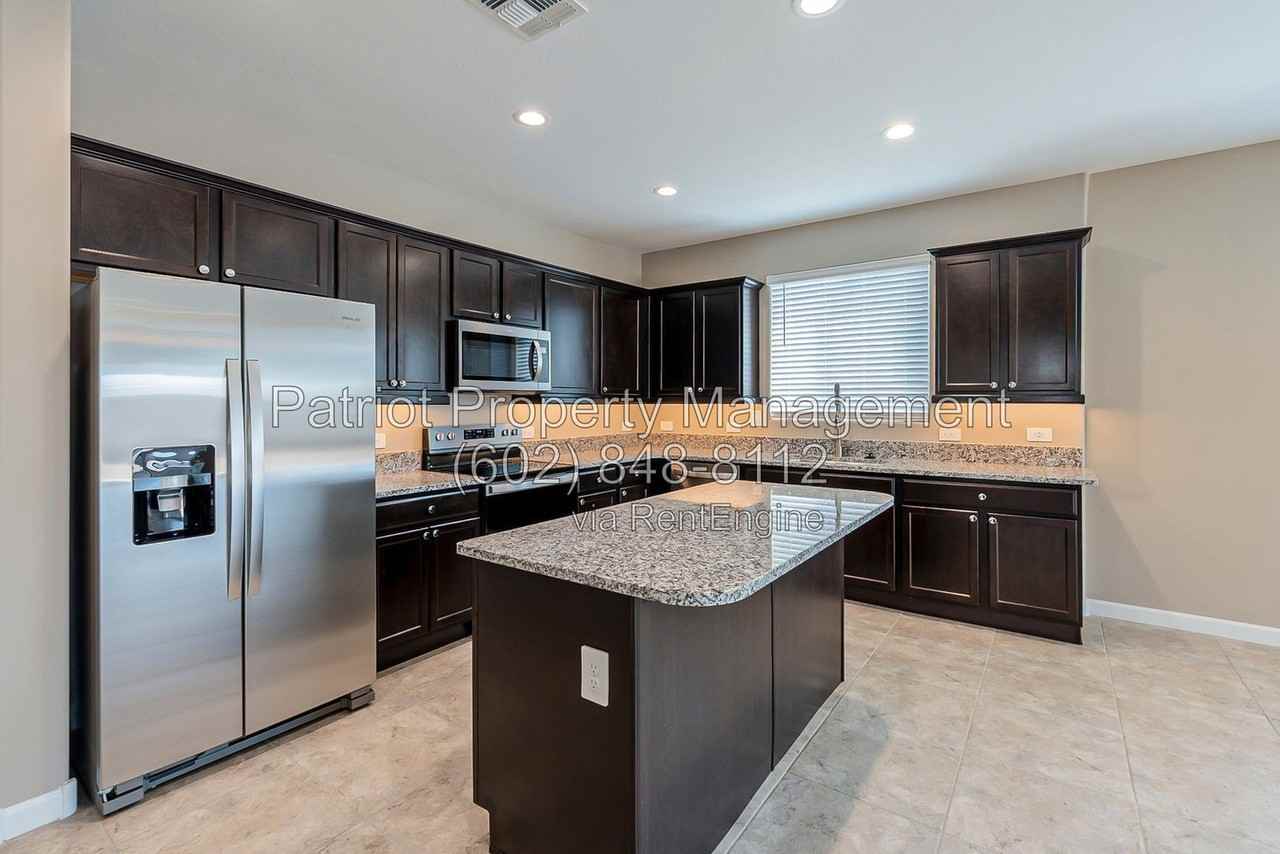 18851 W Farmer Rd - Photo 2 of 38