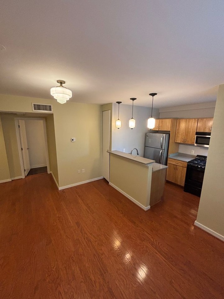 3534 10th St Nw - Photo 4 of 15