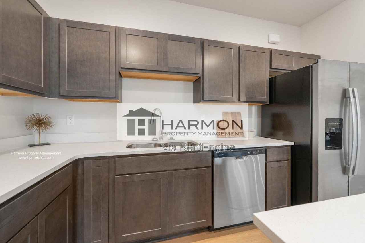 2118 N Reece St - Photo 5 of 15
