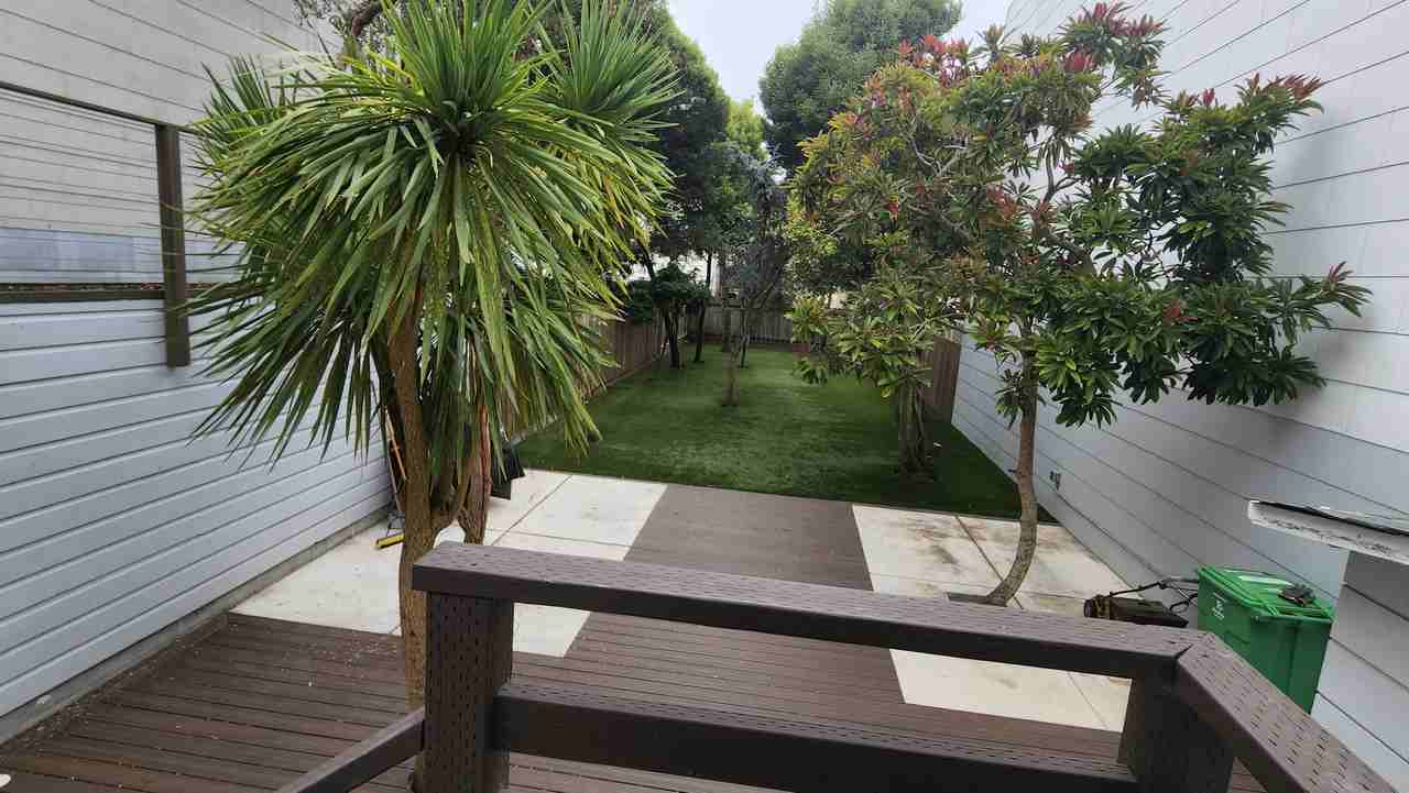 325 23rd Avenue - Photo 4 of 43