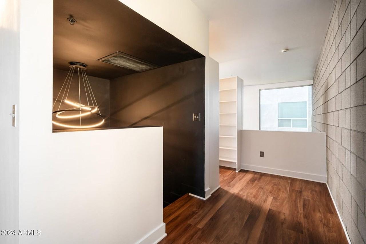 537 E Willetta St #4 - Photo 4 of 33