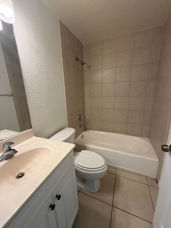 4608 Douglas Ln - Photo 5 of 16