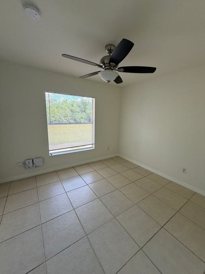 4608 Douglas Ln - Photo 6 of 16