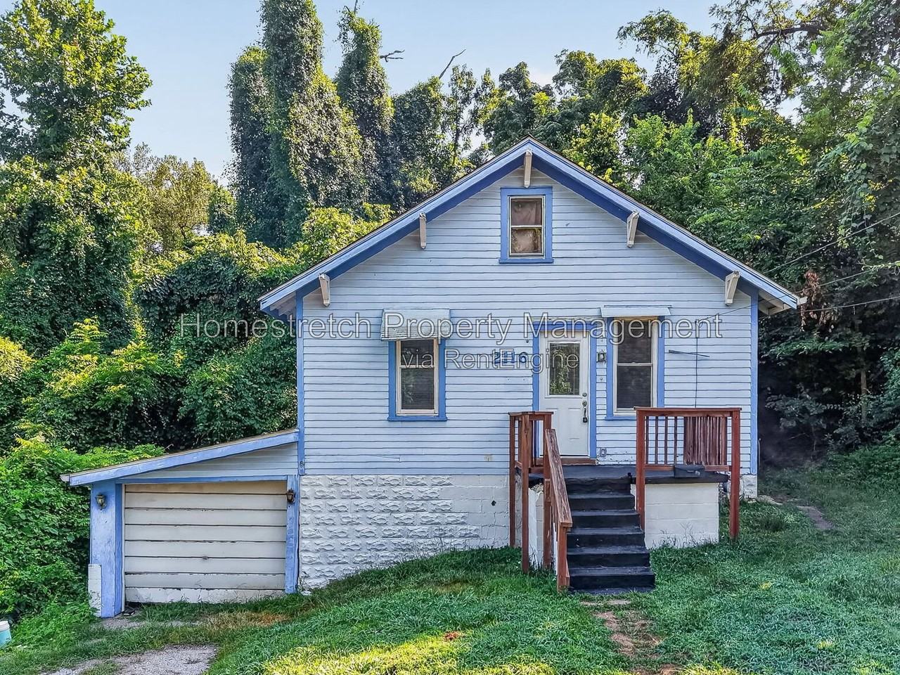 2116 Mills Ave - Photo 6 of 29
