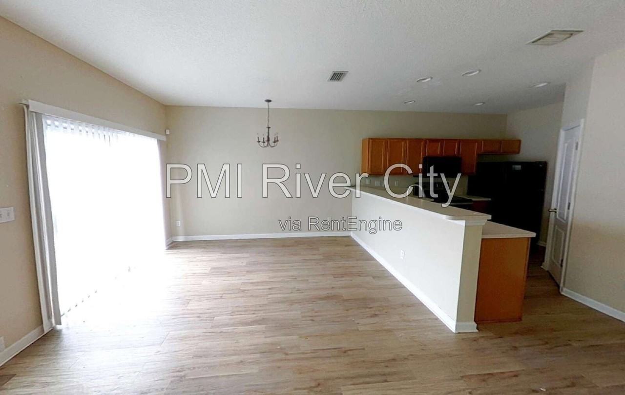 1740 Biscayne Bay Cir - Photo 7 of 40