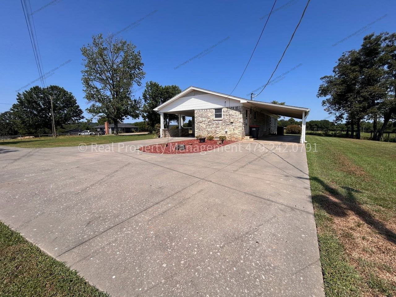 4314 Palestine Rd - Photo 5 of 40