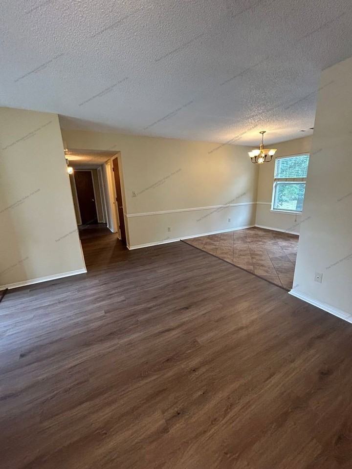 1413 Grand Oak Dr - Photo 4 of 25