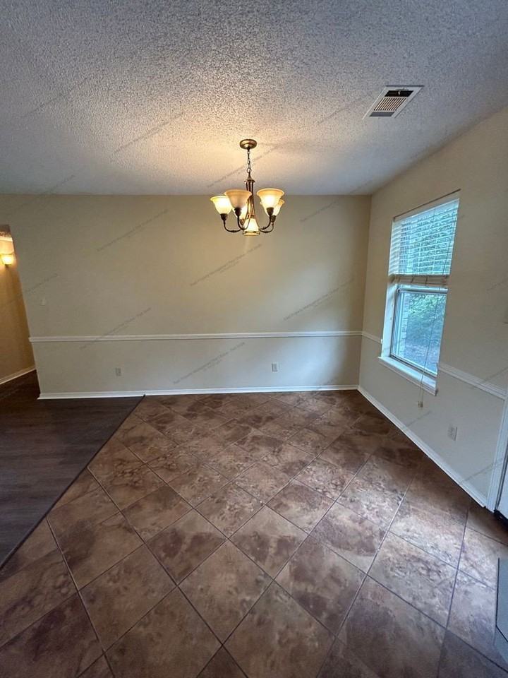 1413 Grand Oak Dr - Photo 5 of 25