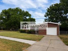 featured image of 944 W 34th St S